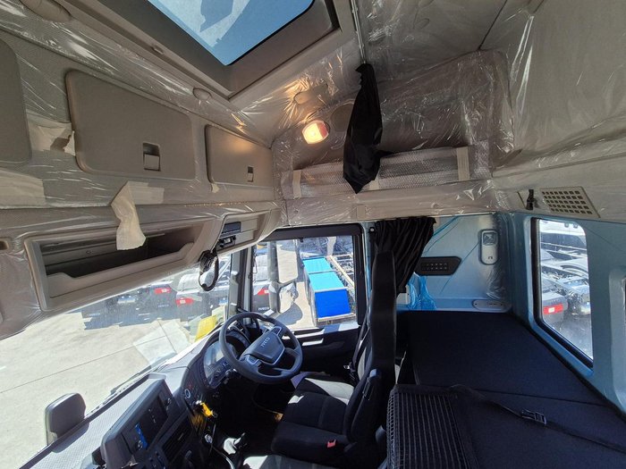 2024 Iveco S-Way AT230