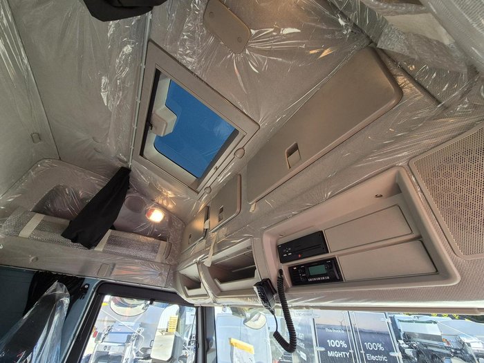 2024 Iveco S-Way AT230
