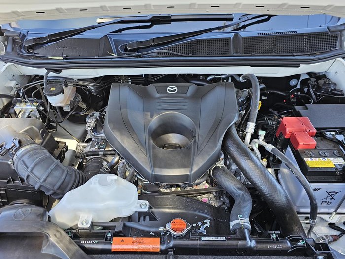 2024 Mazda BT-50 GT