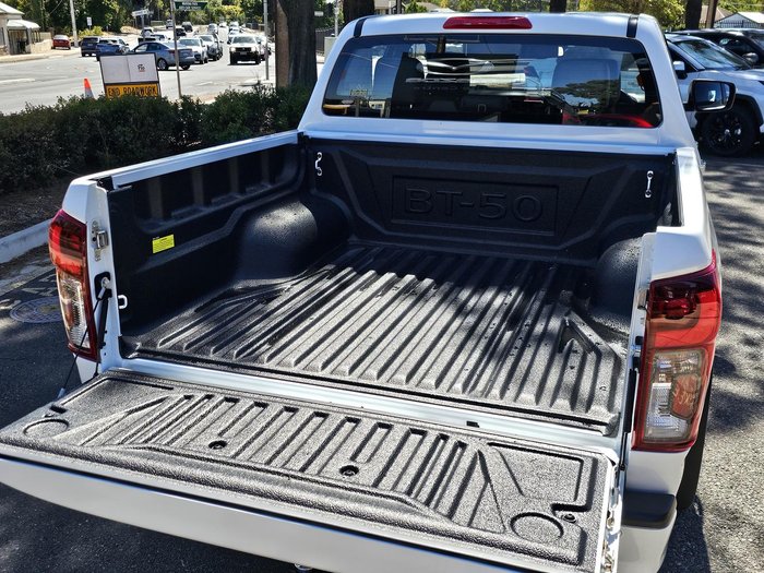 2024 Mazda BT-50 GT