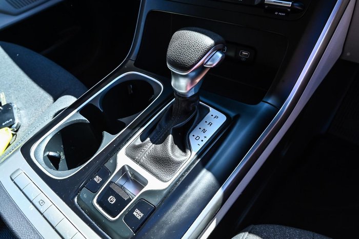 2022 Kia Carnival S
