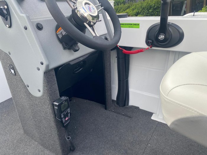 2025 QUINTREX 510 Frontier Pro