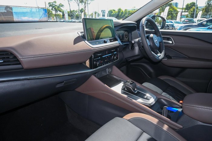 2025 Nissan QASHQAI Ti
