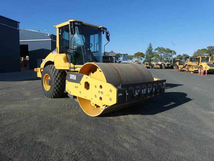 2023 Volvo Sd115b Smooth Drum YELLOW