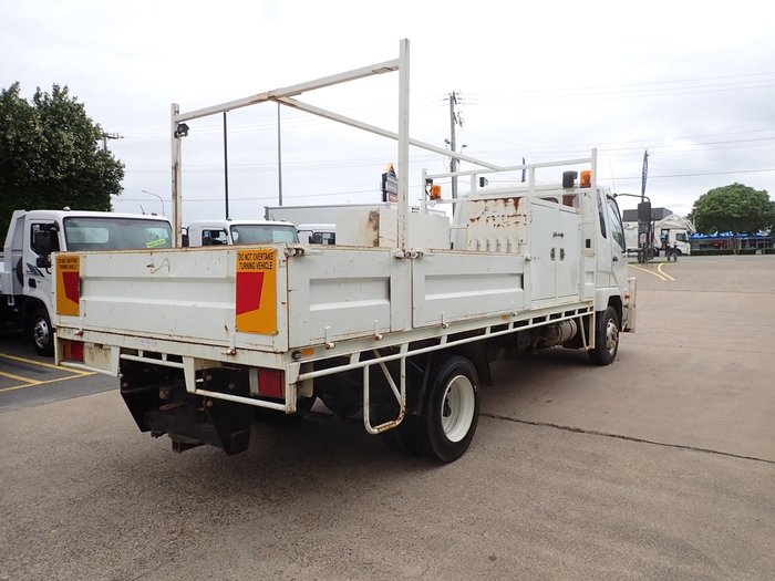 2015 MITSUBISHI FIGHTER 1024 WHITE