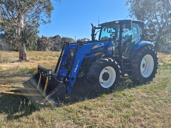 2012 New Holland T6020