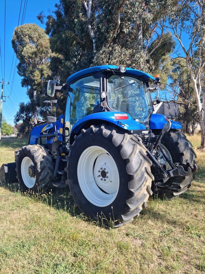 2012 New Holland T6020