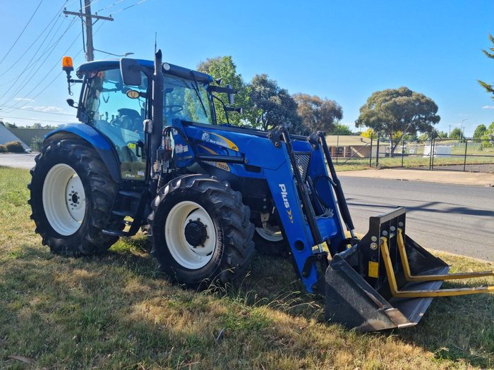 2012 New Holland T6020