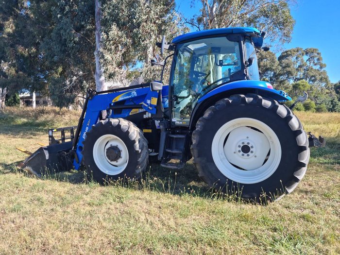 2012 New Holland T6020
