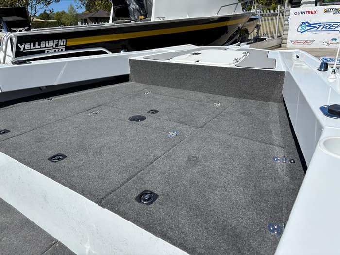 2025 QUINTREX 510 Frontier Pro