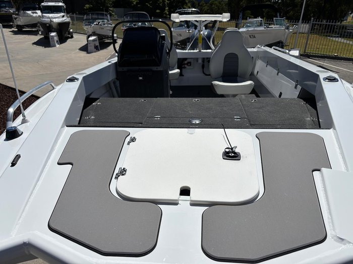 2025 QUINTREX 510 Frontier Pro