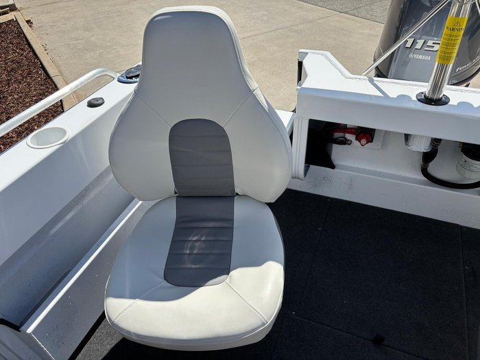 2025 QUINTREX 510 Frontier Pro