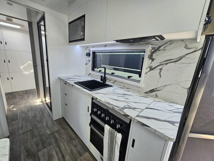 2025 Atlas Caravans Rvo228 228