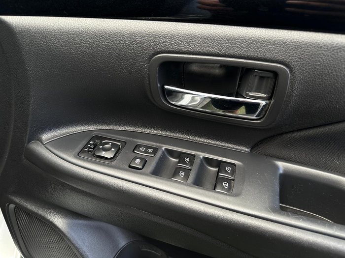 2020 Mitsubishi Outlander ES