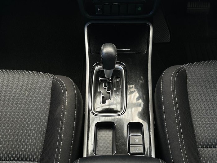 2020 Mitsubishi Outlander ES