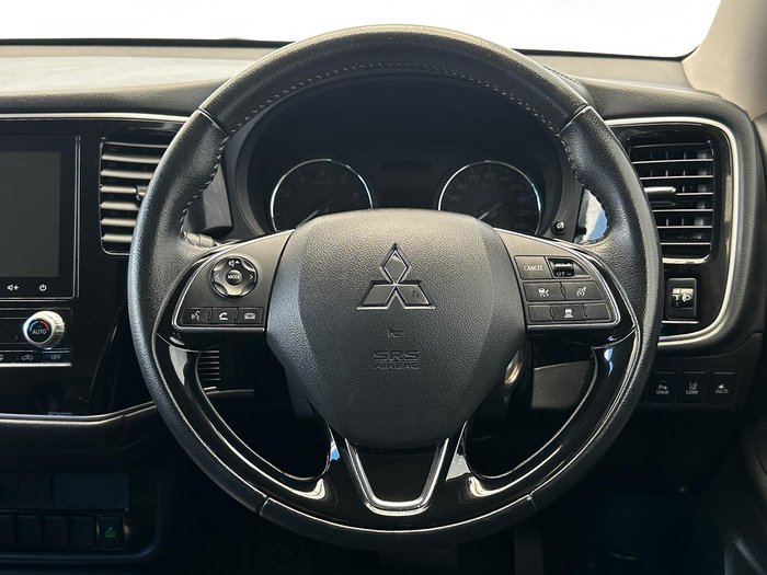 2020 Mitsubishi Outlander ES