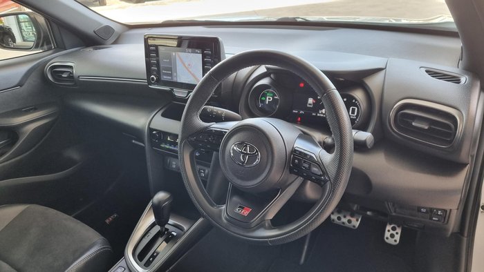 2022 Toyota Yaris Cross GR Sport