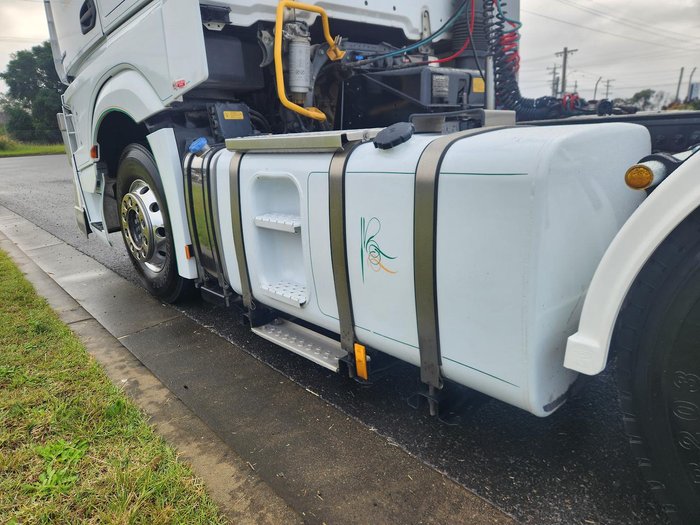 2019 Mercedes-Benz 2663 Actros 2663 White