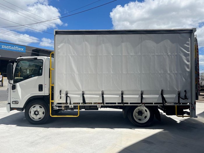 2023 Isuzu N Series NQR 87/80-190 White