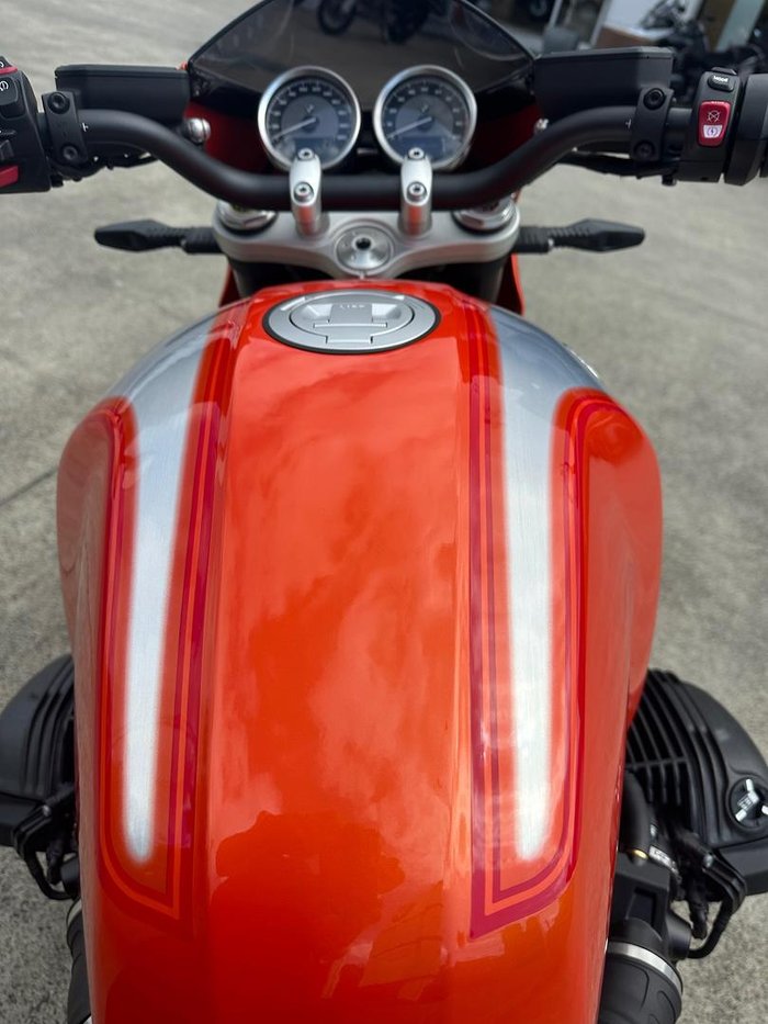 2025 BMW R 12 S R 12 Orange