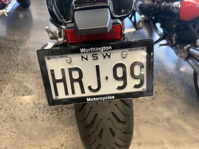 2024 BMW R 12 nineT HL