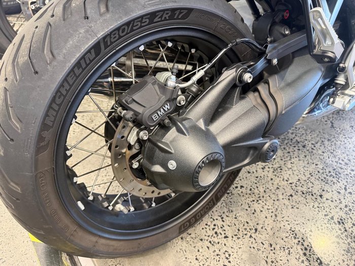 2024 BMW R 12 nineT HL