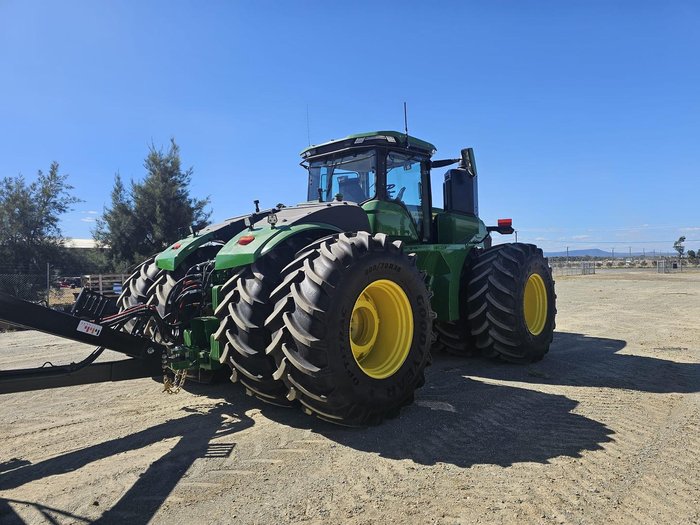 2023 John Deere 9R 540 Green