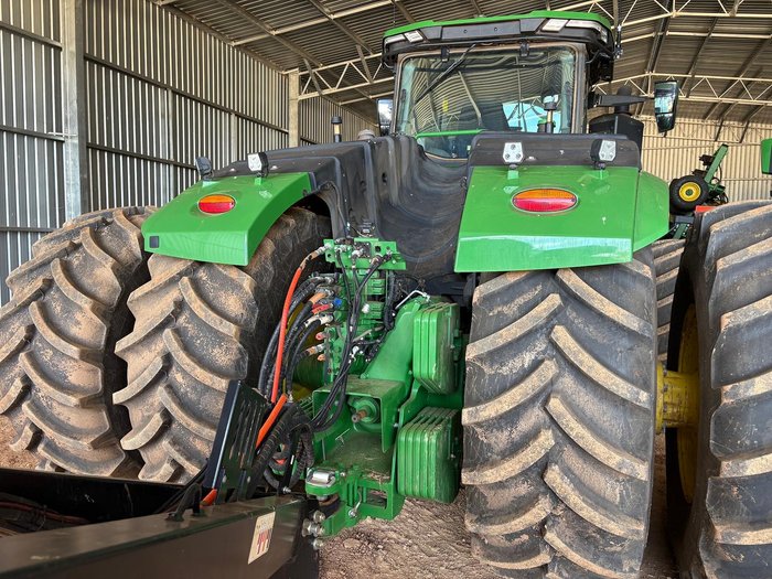 2023 John Deere 9R 540 Green
