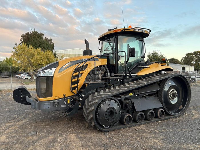 2018 Caterpillar 855E Yellow