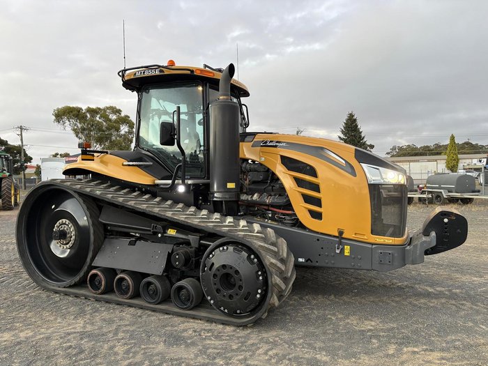 2018 Caterpillar 855E Yellow