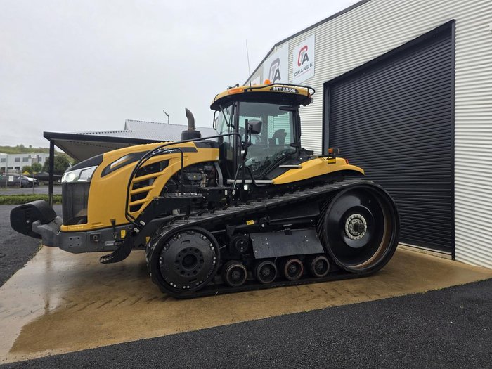 2018 Caterpillar 855E