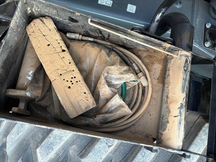 2018 Caterpillar 855E Yellow