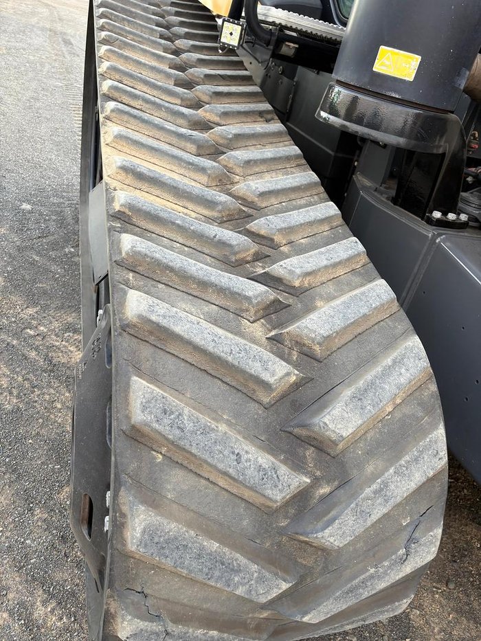 2018 Caterpillar 855E Yellow