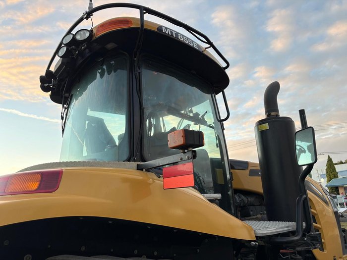 2018 Caterpillar 855E Yellow
