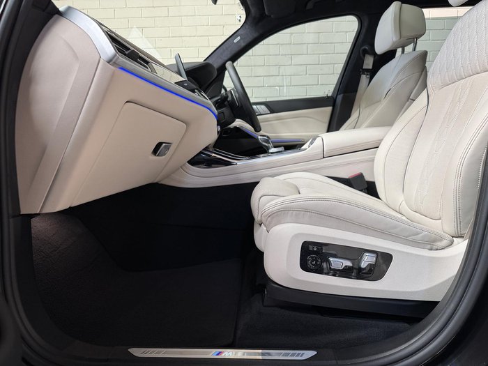 2019 BMW X7 xDrive30d G07 4X4 Constant Black