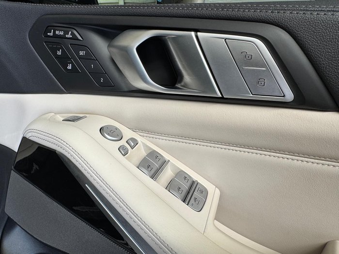 2019 BMW X7 xDrive30d G07 4X4 Constant Black