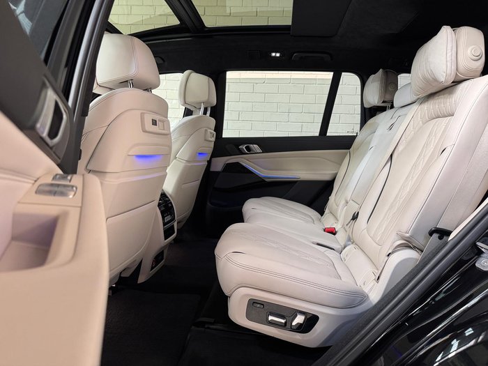 2019 BMW X7 xDrive30d G07 4X4 Constant Black