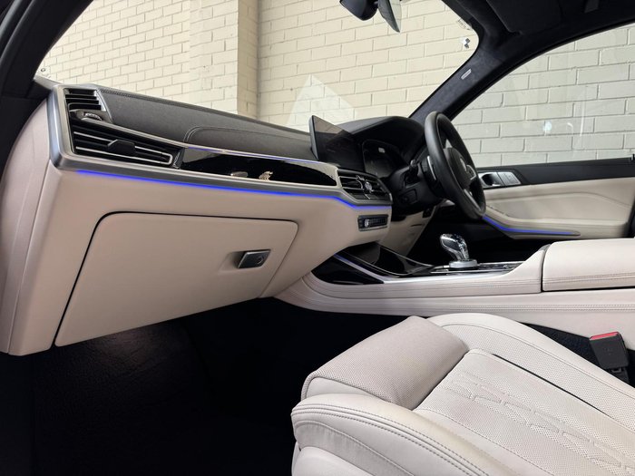 2019 BMW X7 xDrive30d G07 4X4 Constant Black