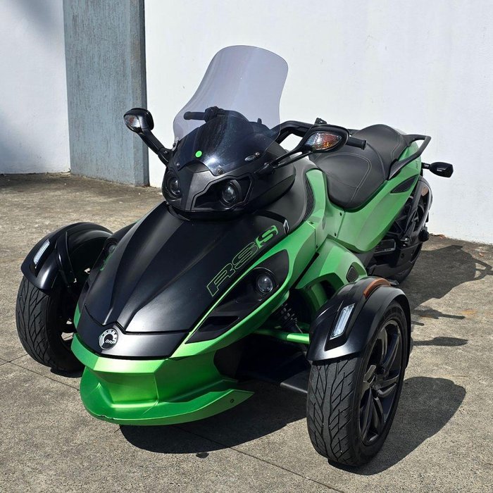 2013 Can-Am Spyder RSS SE5 Spyder RSS Green