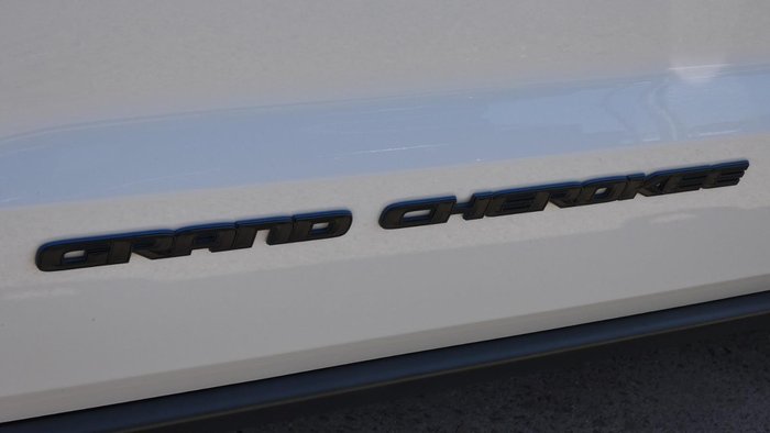 2019 Jeep Grand Cherokee Upland WK MY19 4X4 Dual Range Bright White