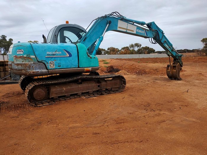 2005 Kobelco Sk120 Blue