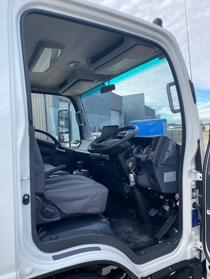 2023 Isuzu N Series NQR 87/80-190 White