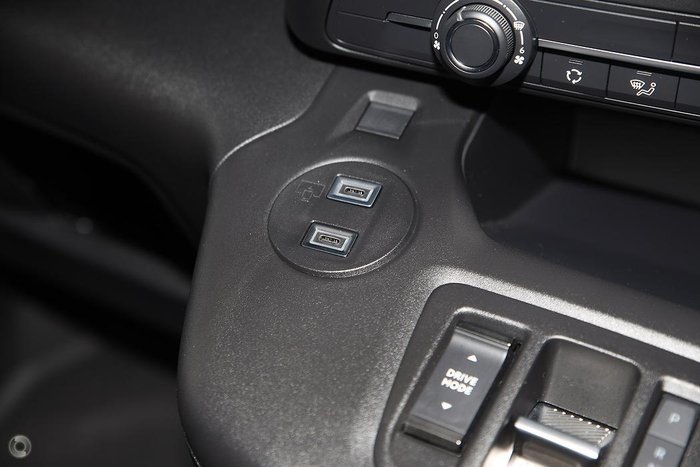 2025 Peugeot Partner Pro