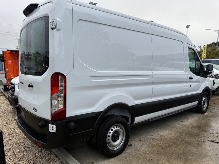 2024 Ford Transit 350L