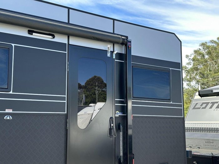 2025 Lotus Caravans Sprint Sp22cl 22'