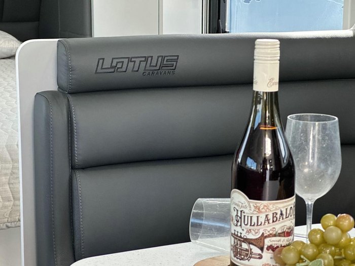 2025 Lotus Caravans Trooper Tr219cl 21'9