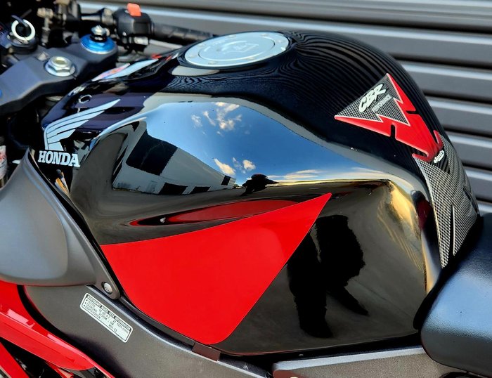 2002 Honda CBR954RR Fireblade Fireblade Red