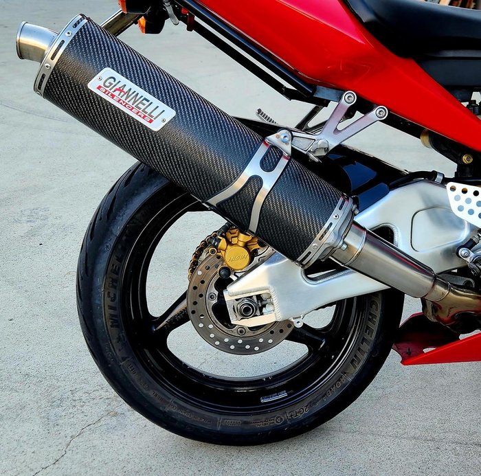 2002 Honda CBR954RR Fireblade Fireblade Red