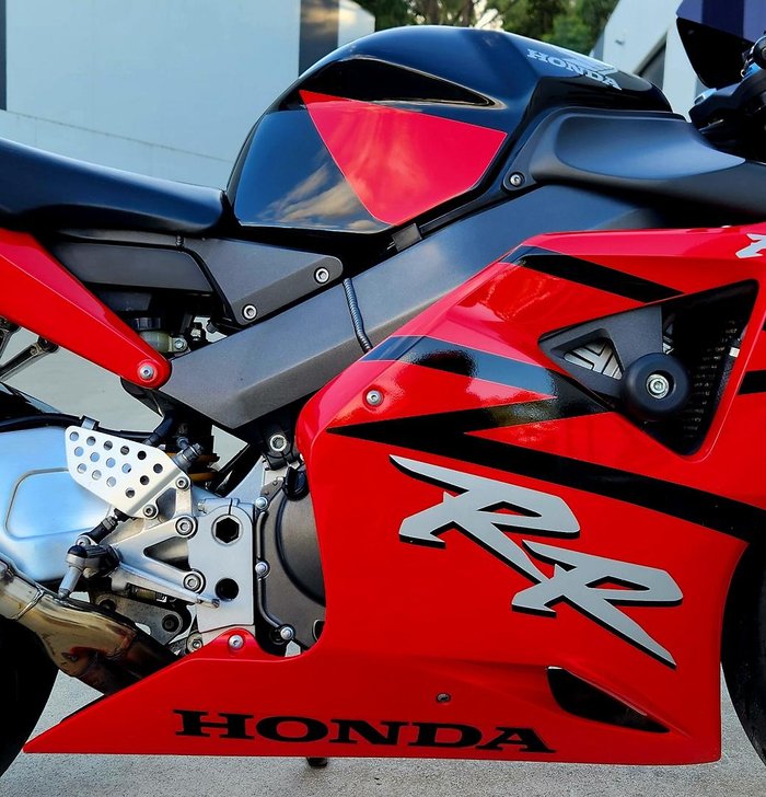 2002 Honda CBR954RR Fireblade Fireblade Red
