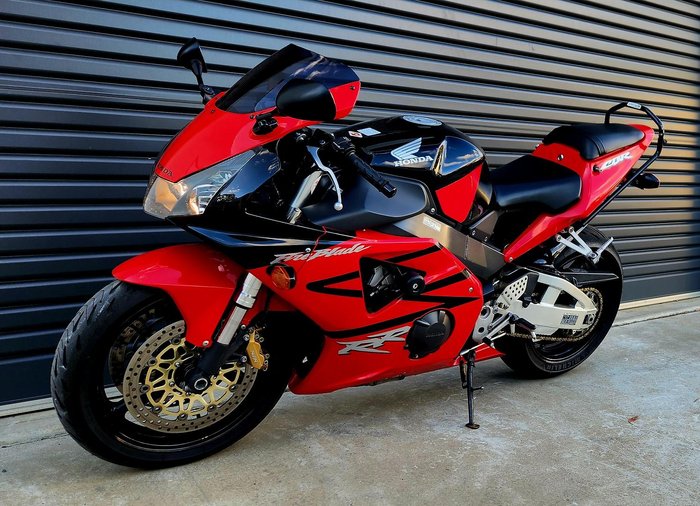 2002 Honda CBR954RR Fireblade Fireblade Red